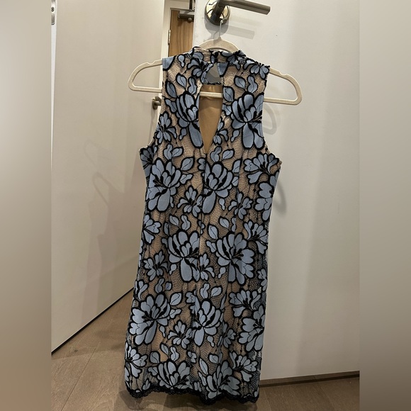 Blue dress - Picture 2 of 2